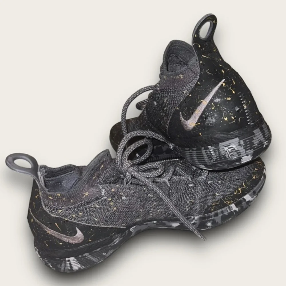 Nike Air Zoom Kevin Durant KD 11 XI Gold Splatter Flyknit Grey Camo AO2604-901